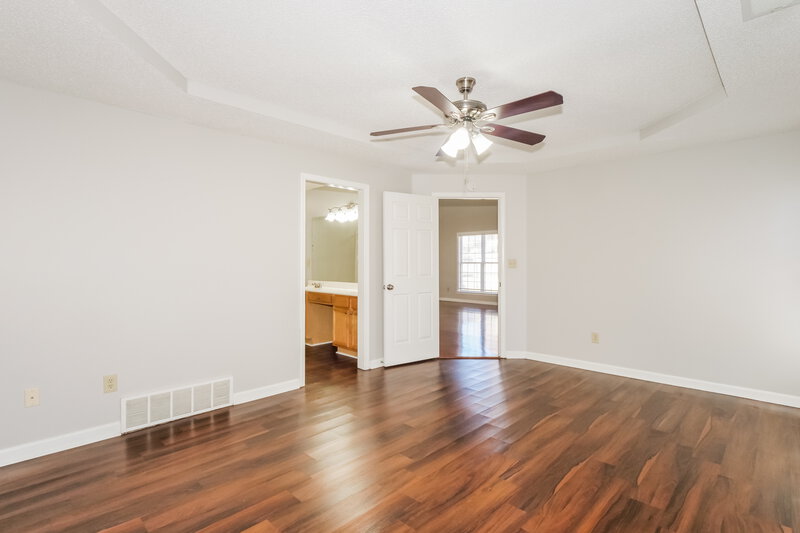 2,005/Mo, 1700 Torrington Ct Cordova, TN 38016 Main Bedroom View 2