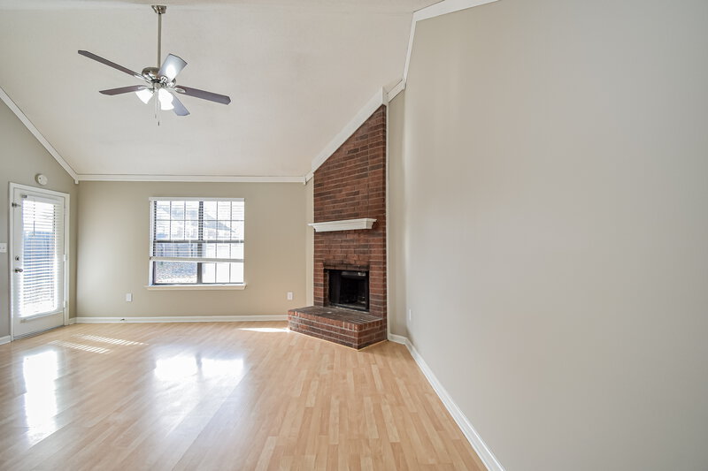 1,660/Mo, 6759 Valerie Dr Olive Branch, MS 38654 Living Room View