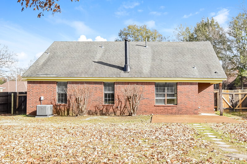 1,660/Mo, 6759 Valerie Dr Olive Branch, MS 38654 Rear View