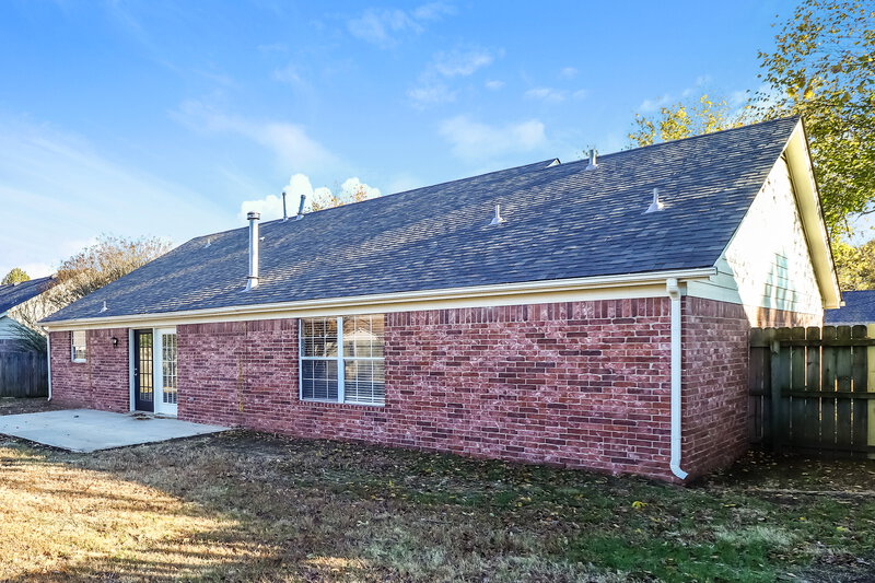 1,570/Mo, 180 Pine Ridge Ln Oakland, TN 38060 Rear View