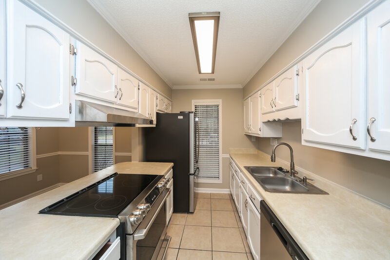 3,180/Mo, 7418 Fox Meadow Dr Olive Branch, MS 38654 Kitchen View
