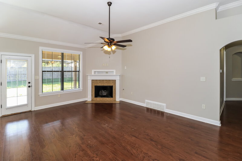 2,010/Mo, 4251 Blake Cir Olive Branch, MS 38654 Living Room View 2
