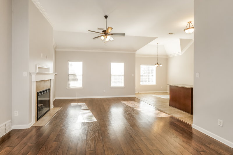 2,180/Mo, 45 Green Hills Dr Oakland, TN 38060 Living Room View 2