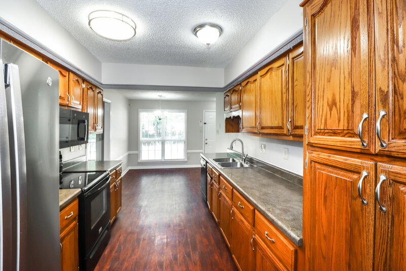 2,165/Mo, 631 Betty Boyd Ln Atoka, TN 38004 Kitchen View