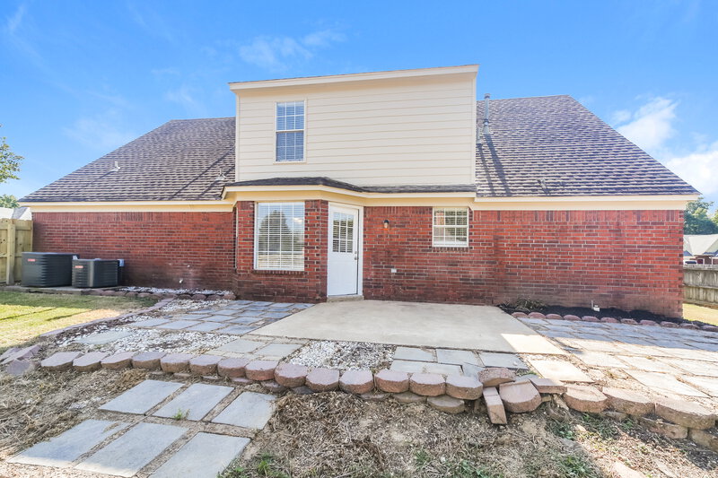 1,600/Mo, 6886 Fox Briar Cv Walls, MS 38680 Rear View