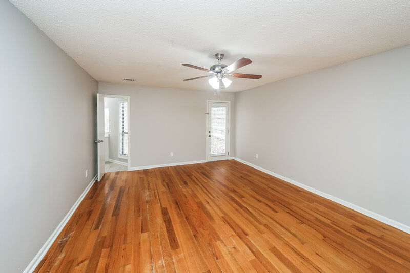 1,750/Mo, 353 Ericson Rd Cordova, TN 38018 Main Bedroom View
