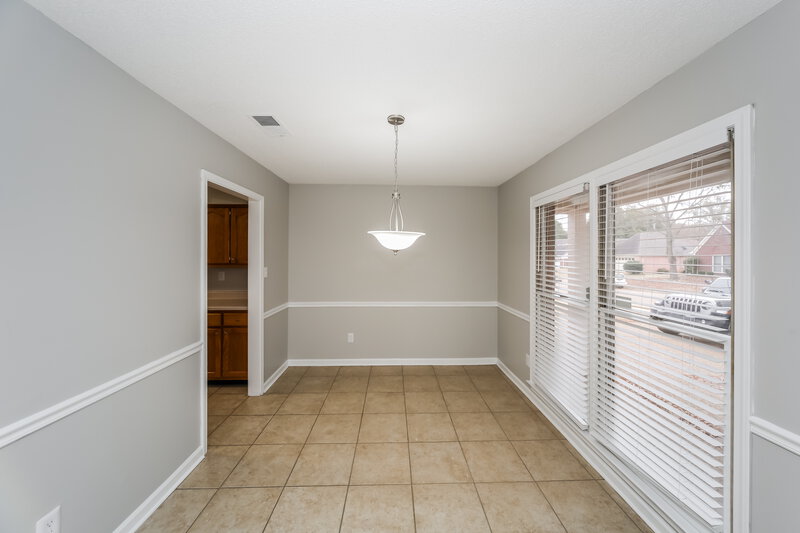 1,905/Mo, 7924 Tankard Dr Memphis, TN 38125 Dining Room View