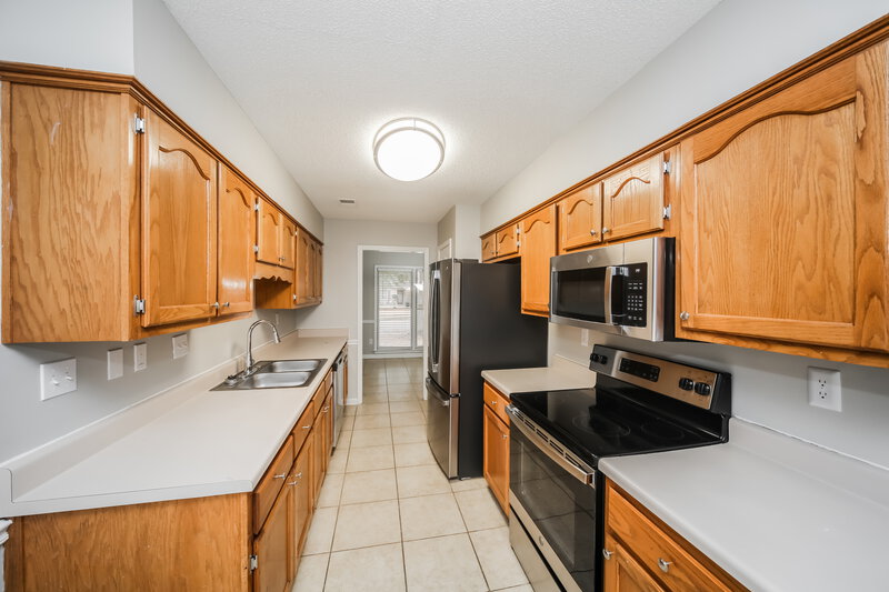 1,905/Mo, 7924 Tankard Dr Memphis, TN 38125 Kitchen View