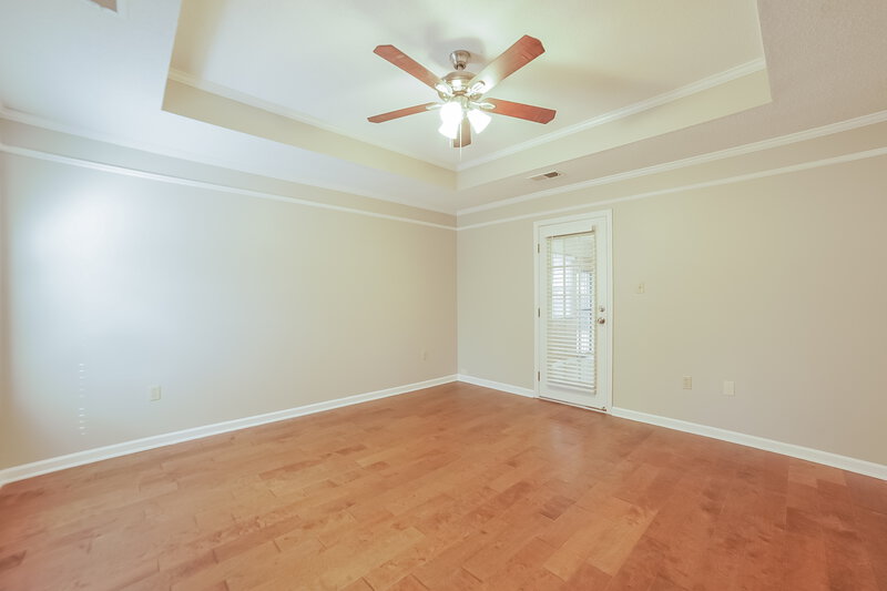 3,320/Mo, 1945 Pecan Ln N Southaven, MS 38671 Main Bedroom View 2