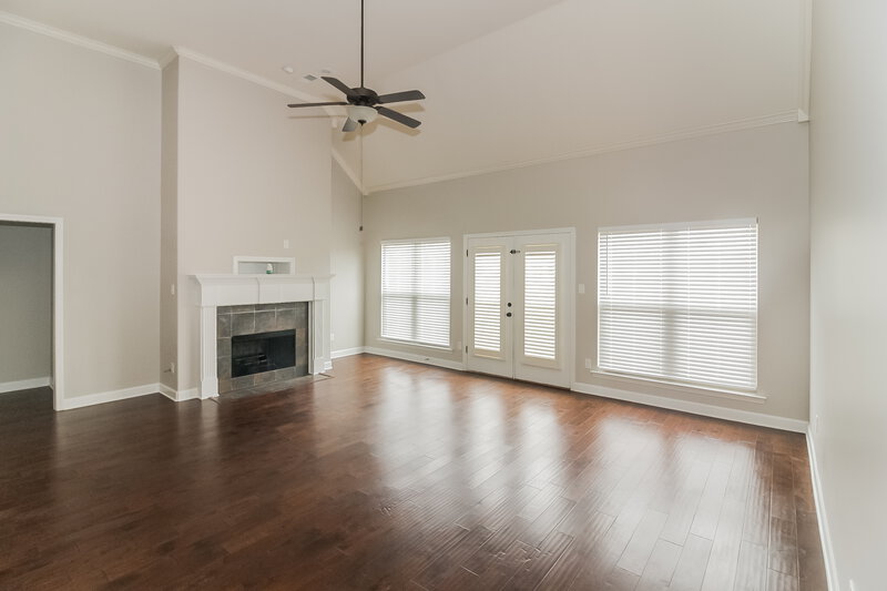 2,285/Mo, 5112 Delaney Valley Ln Bartlett, TN 38002 Living Room View 2