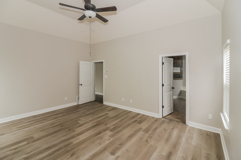 2,285/Mo, 5112 Delaney Valley Ln Bartlett, TN 38002 Main Bedroom View 2