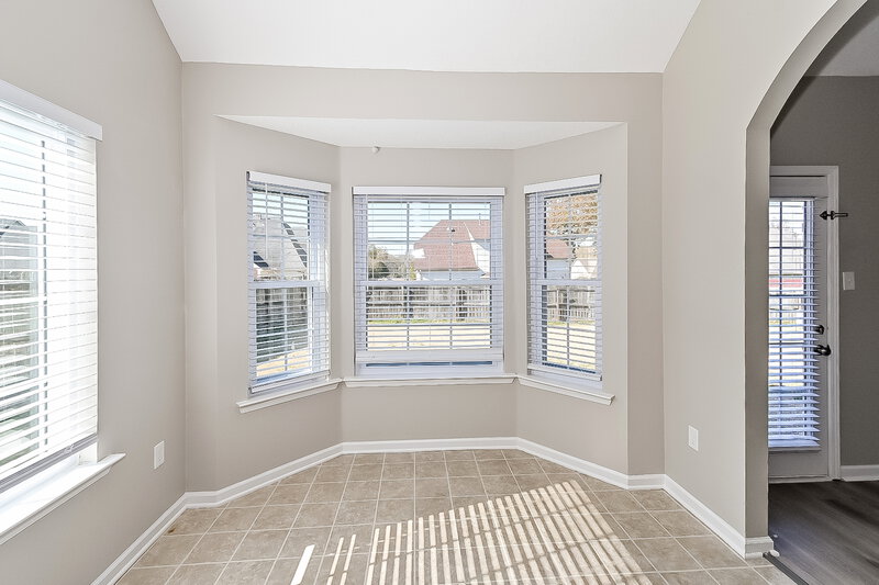 3,110/Mo, 7311 Hunters Horn Dr Olive Branch, MS 38654 Breakfast Nook View