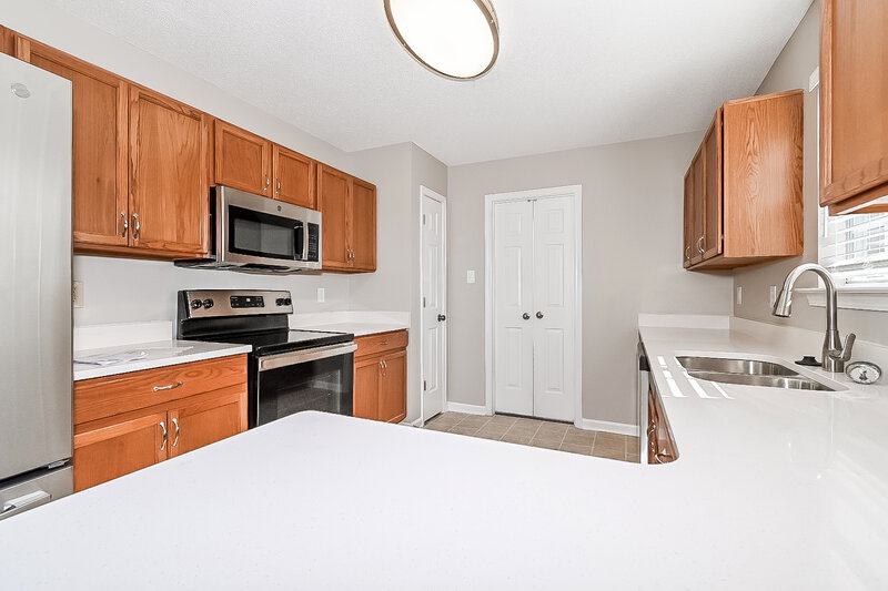 3,110/Mo, 7311 Hunters Horn Dr Olive Branch, MS 38654 Kitchen View