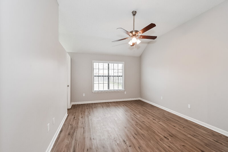 2,440/Mo, 5268 Ross Rd Memphis, TN 38141 Main Bedroom View