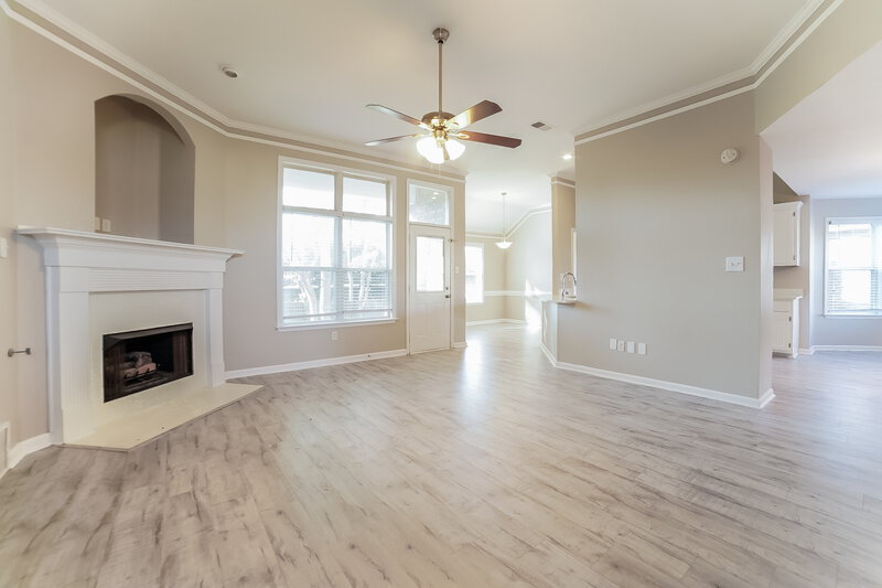 3,300/Mo, 6425 Saddletrail Dr Olive Branch, MS 38654 Living Room View