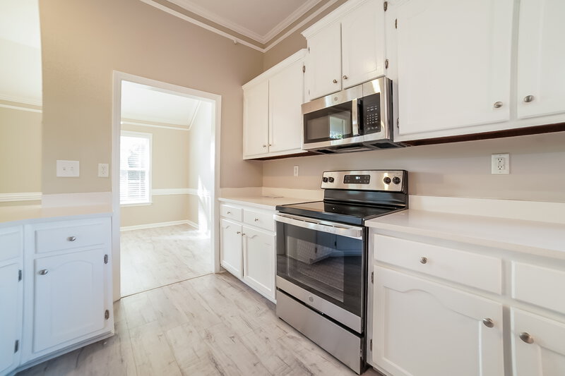 3,300/Mo, 6425 Saddletrail Dr Olive Branch, MS 38654 Kitchen View