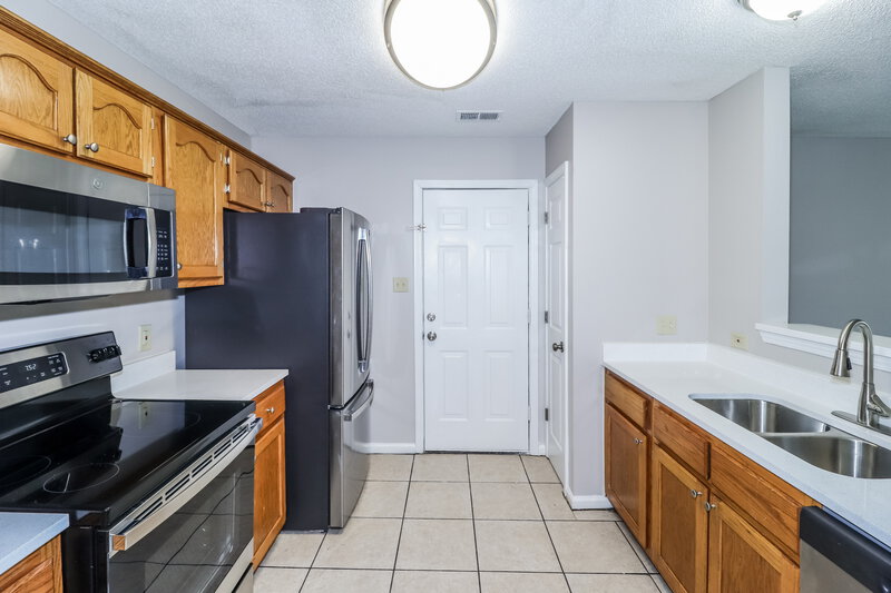 2,110/Mo, 5971 Prairie Cv Millington, TN 38053 Kitchen View