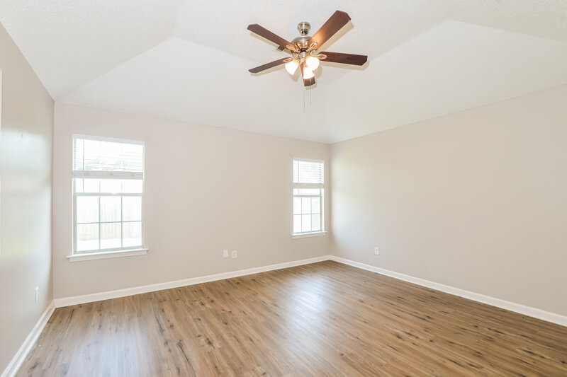 1,735/Mo, 6899 Gallop Dr Cordova, TN 38018 Main Bedroom View