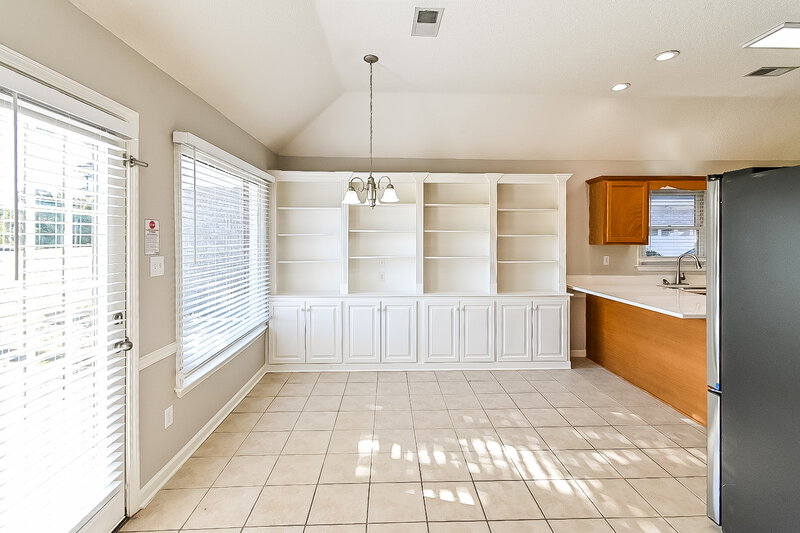 3,120/Mo, 6480 Cheyenne Dr Olive Branch, MS 38654 Dining Room View 2