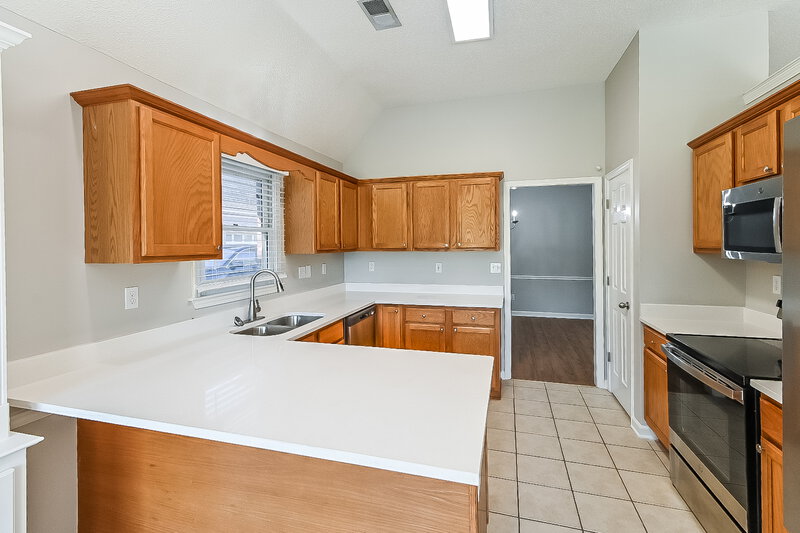 3,120/Mo, 6480 Cheyenne Dr Olive Branch, MS 38654 Kitchen View