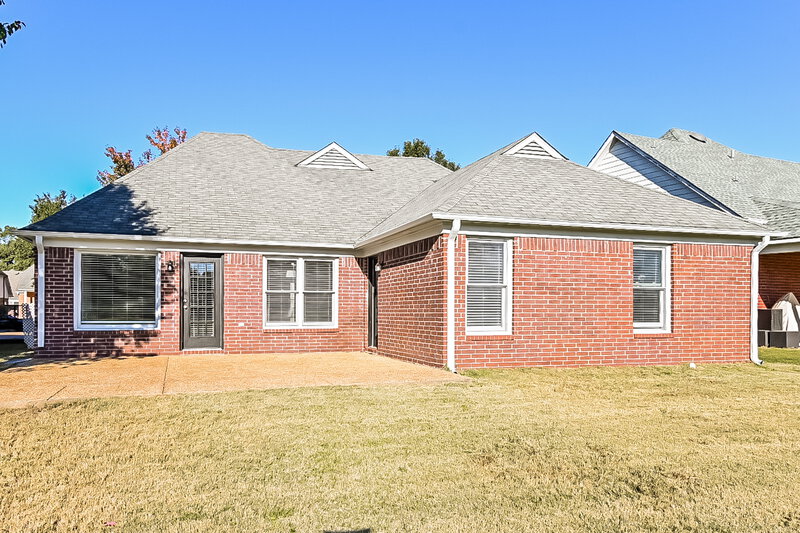 3,120/Mo, 6480 Cheyenne Dr Olive Branch, MS 38654 Rear View