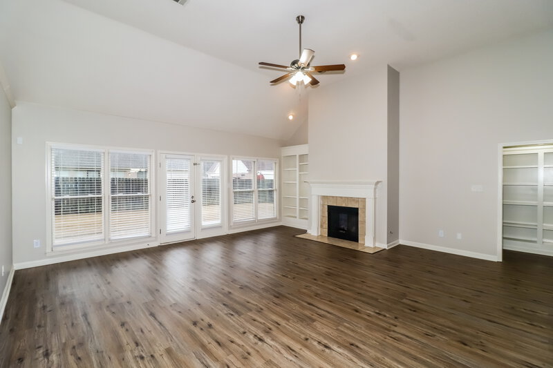 2,120/Mo, 6561 Karista St Millington, TN 38053 Living Room View