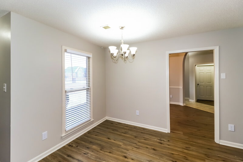 2,120/Mo, 6561 Karista St Millington, TN 38053 Dining Room View 2