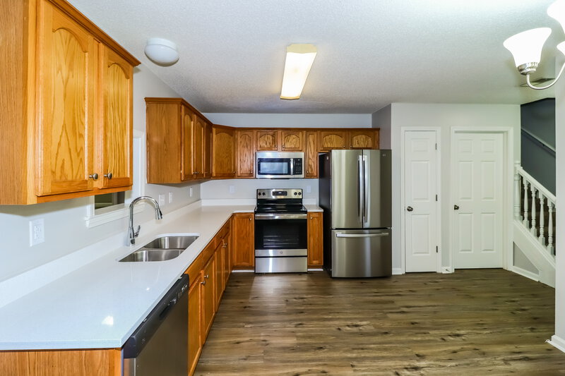 2,120/Mo, 6561 Karista St Millington, TN 38053 Kitchen View