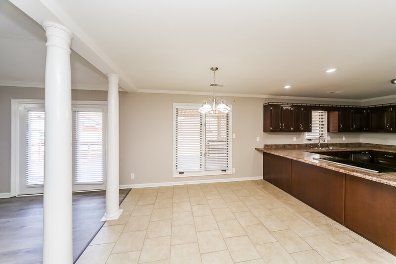2,565/Mo, 6404 Evergreen Dr Southaven, MS 38671 Dining Room View