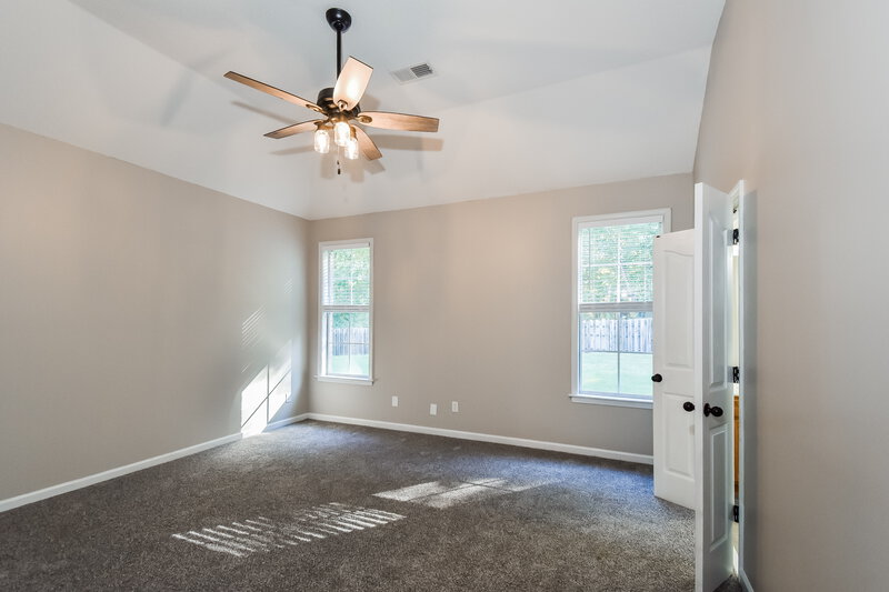 1,975/Mo, 4894 Shadow Cv Arlington, TN 38002 Main Bedroom View