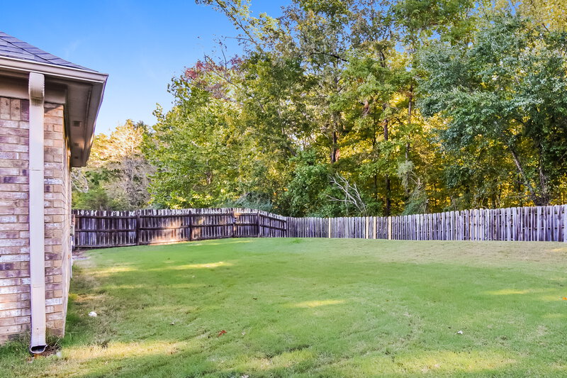 1,975/Mo, 4894 Shadow Cv Arlington, TN 38002 Backyard View