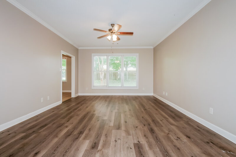 0/Mo, 8895 Linell Cv Cordova, TN 38016 Living Room View