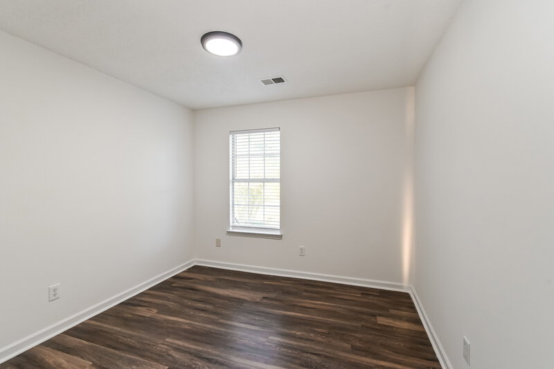 2,105/Mo, 7159 Creekside Dr Olive Branch, MS 38654 Bedroom View 3