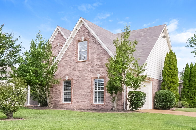 2,220/Mo, 10076 Sutton Ridge Ln Cordova, TN 38016 Front View