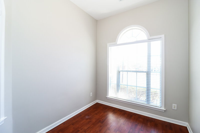 1,575/Mo, 9992 Misty Elm Dr Cordova, TN 38016 Bedroom View