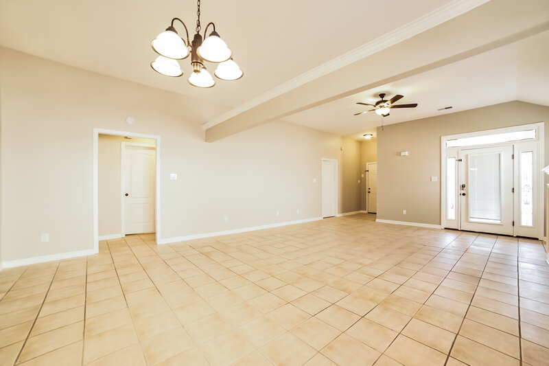 2,075/Mo, 3800 Lake Village Cv Olive Branch, MS 38654 Dining Room View