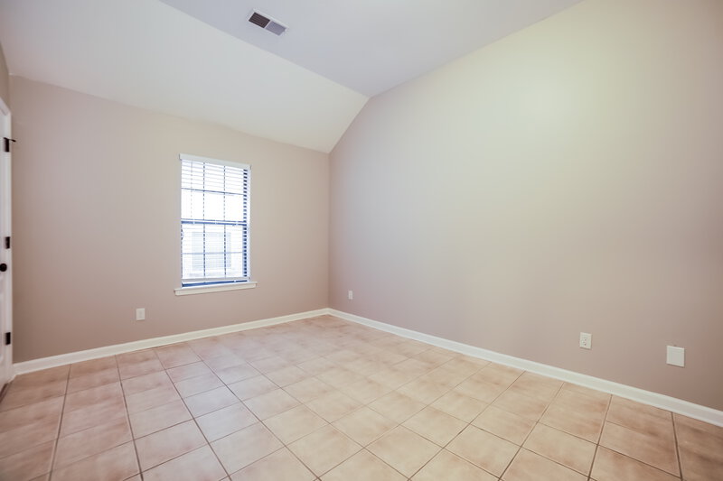 2,075/Mo, 3800 Lake Village Cv Olive Branch, MS 38654 Bedroom View