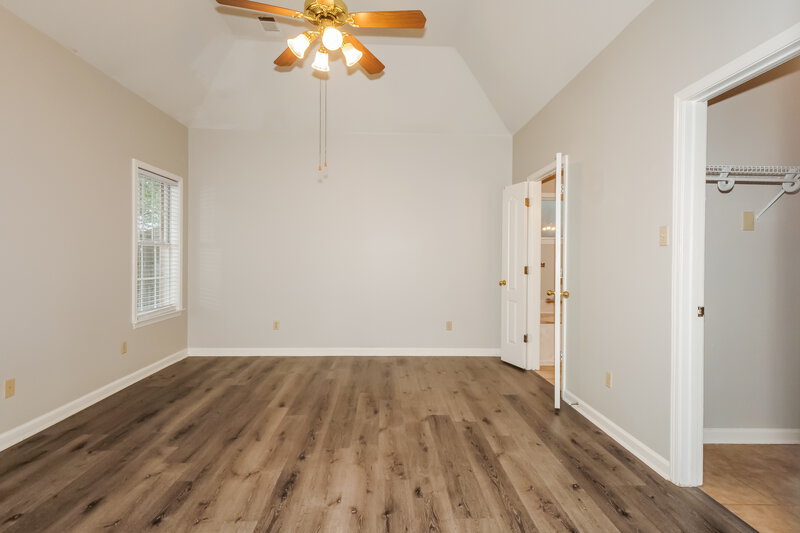 2,315/Mo, 5033 Thornebrook Cv Arlington, TN 38002 Main Bedroom View 2