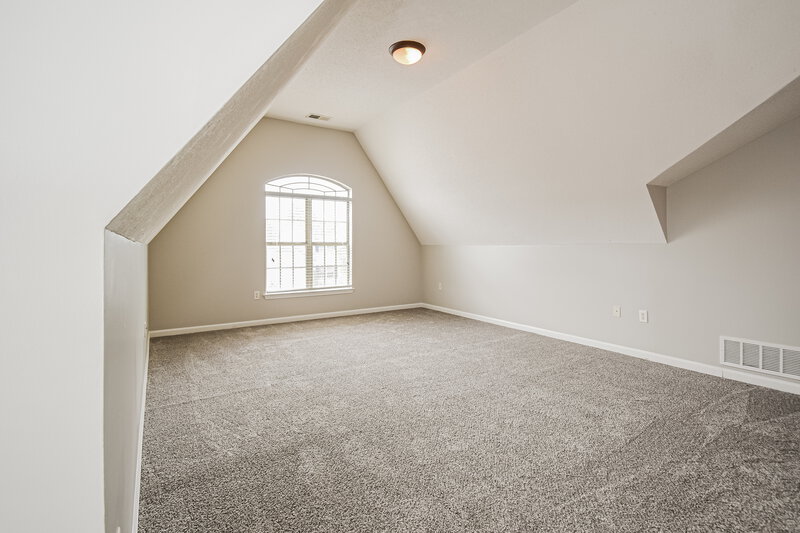 2,875/Mo, 7568 Espie Cv Memphis, TN 38125 Bonus Room View