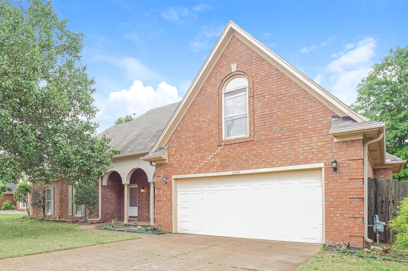 2,440/Mo, 2064 Milbrey St Cordova, TN 38016 Front View