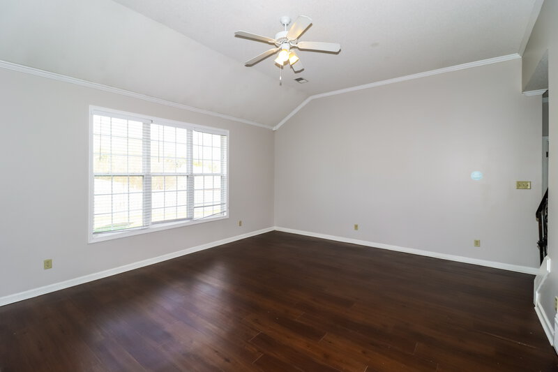 0/Mo, 8704 Brunswick Farms Dr Arlington, TN 38002 Living Room View 2