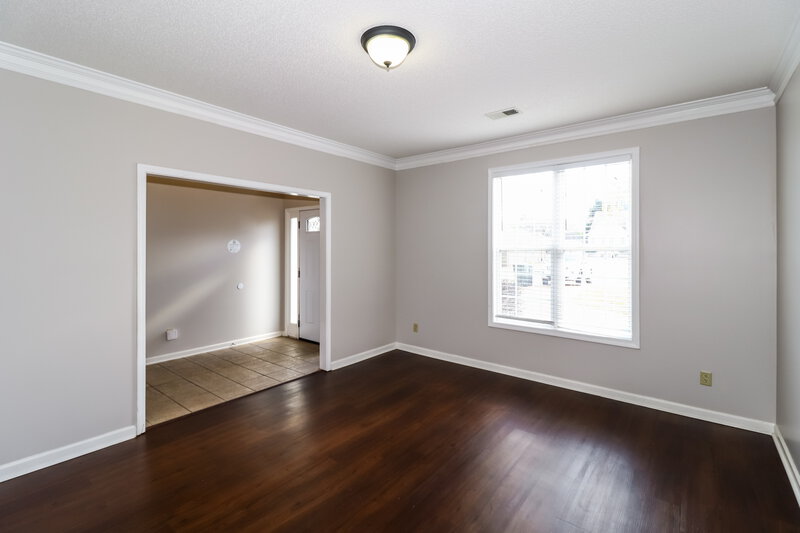 0/Mo, 8704 Brunswick Farms Dr Arlington, TN 38002 Dining Room View