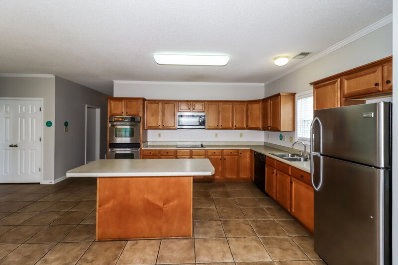 0/Mo, 8704 Brunswick Farms Dr Arlington, TN 38002 Kitchen View 2