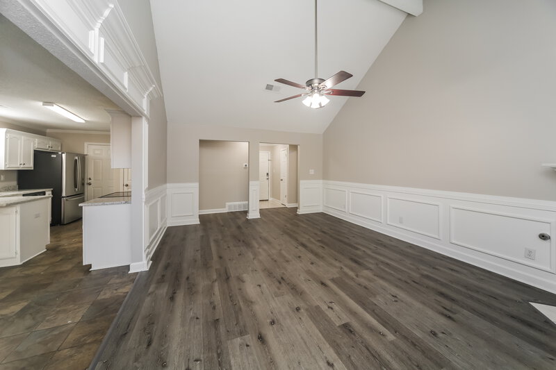 1,695/Mo, 2174 Rocky Stream Dr Cordova, TN 38016 Living Room View 2