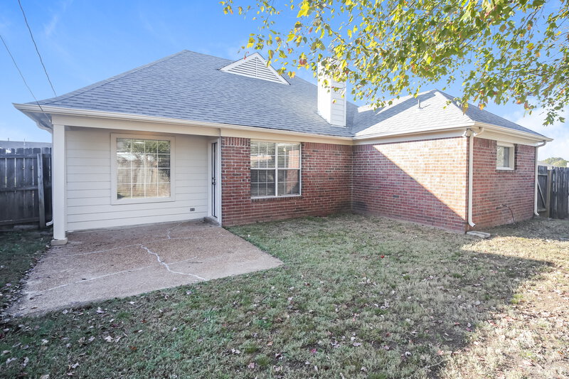 1,695/Mo, 2174 Rocky Stream Dr Cordova, TN 38016 Rear View