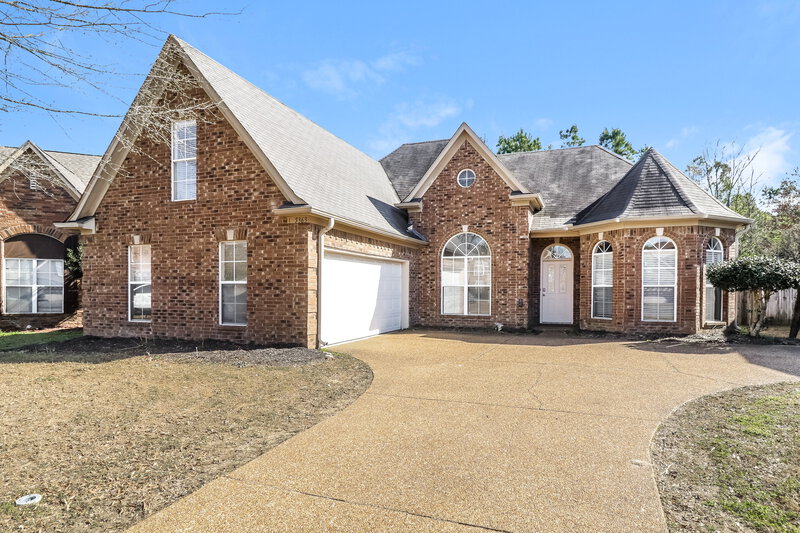 2,225/Mo, 5363 Brookwater Cv S Memphis, TN 38125 Front View