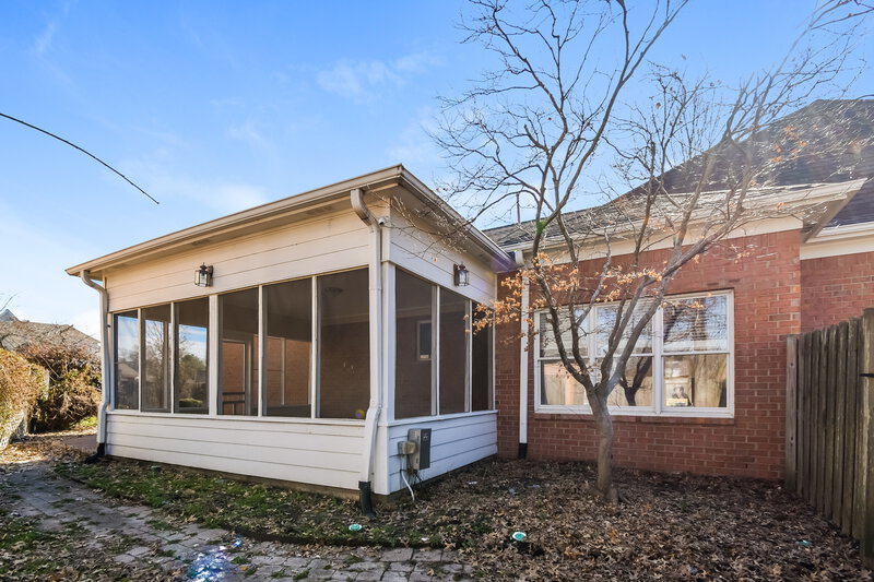 2,195/Mo, 1668 Kings Pond Cv Cordova, TN 38016 Rear View