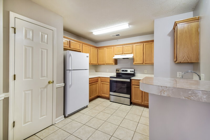 1,860/Mo, 7248 Bridgefield Dr Cordova, TN 38018 Kitchen View
