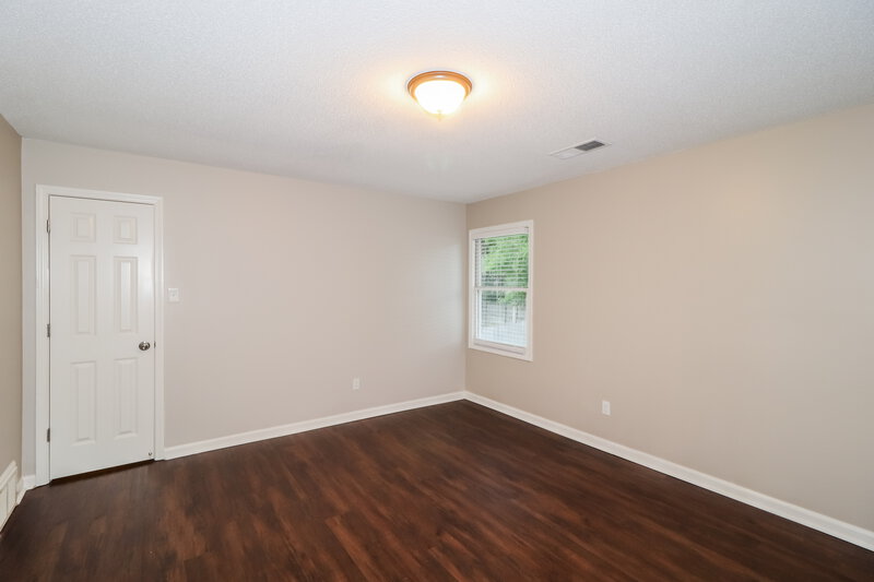 2,365/Mo, 300 N Ericson Rd Cordova, TN 38018 Misc View 10