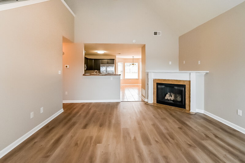 2,265/Mo, 663 Buttermilk Dr Nesbit, MS 38651 Living Room View 2